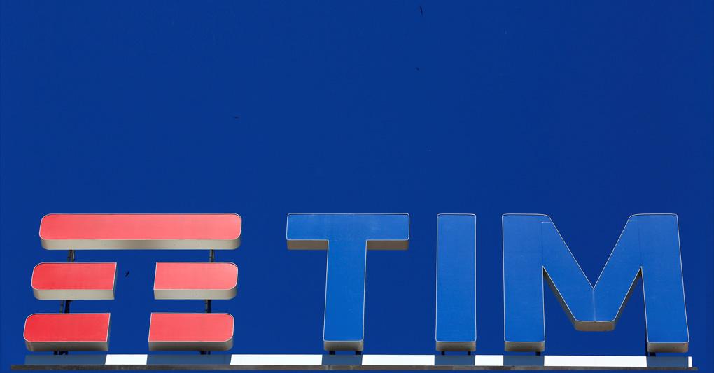 Kkr si fa avanti per la rete Telecom Vivendi non vende Il Sole